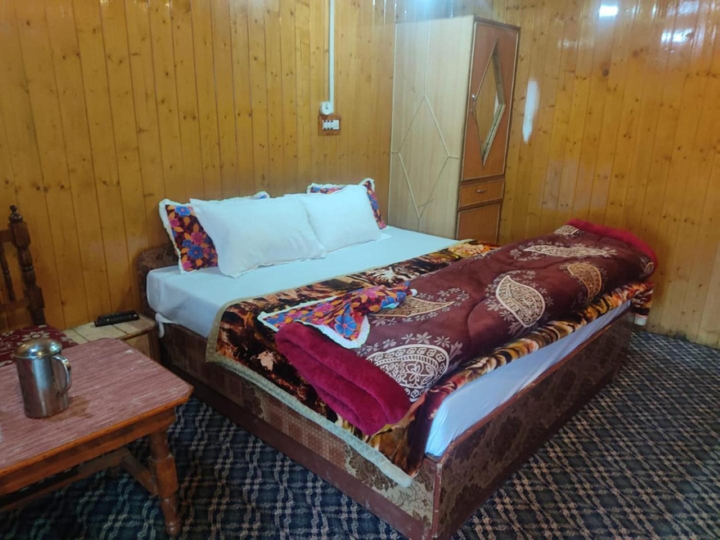 Roseland Cottage , Gulmarg Zewnętrze zdjęcie